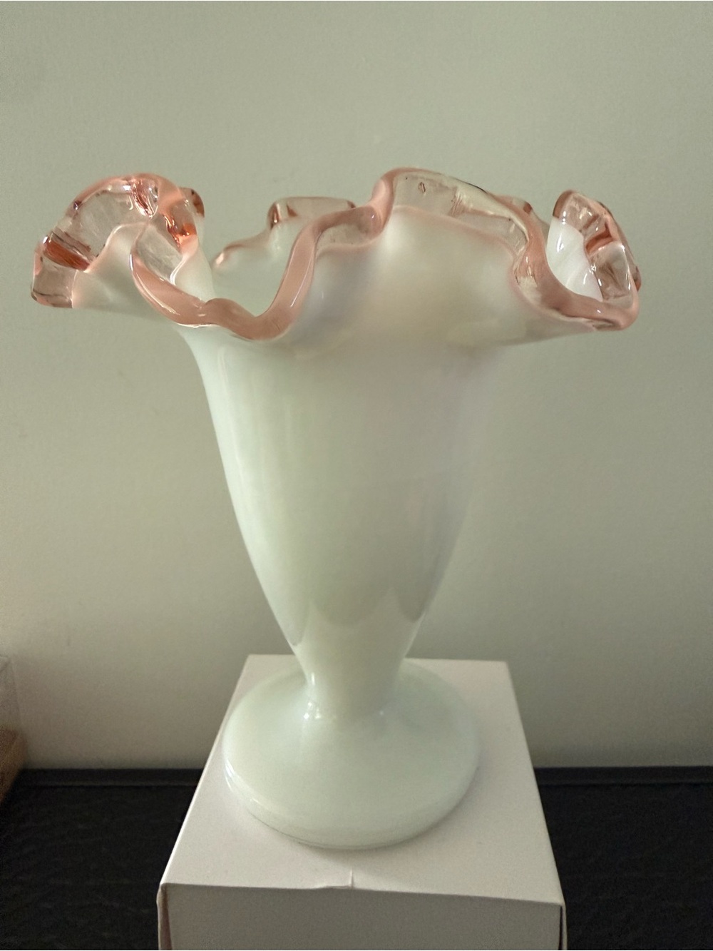 Crimped Edge Vintage Fenton White Milk Glass Pink
Crest Vase